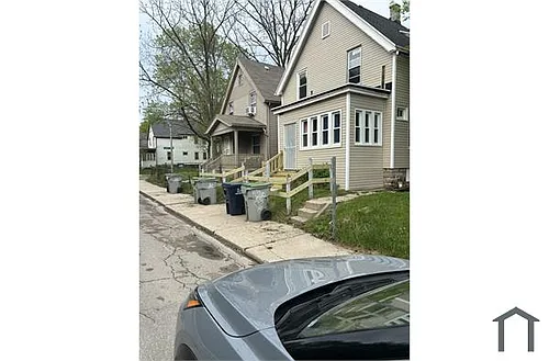 3242 N Achilles St #1 Photo 1
