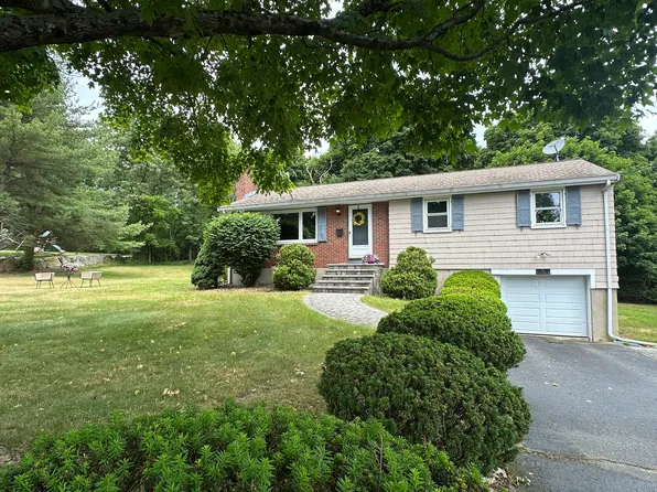 10 Cedar Ridge Dr, Bedford, MA 01730