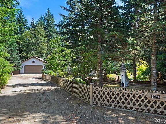 2nd image of 8064 SE Half Moon Ln