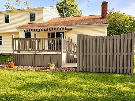5th image of 707 Oakridge Dr