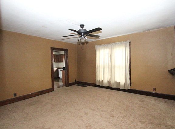 5th image of 245 Bellevue Ave