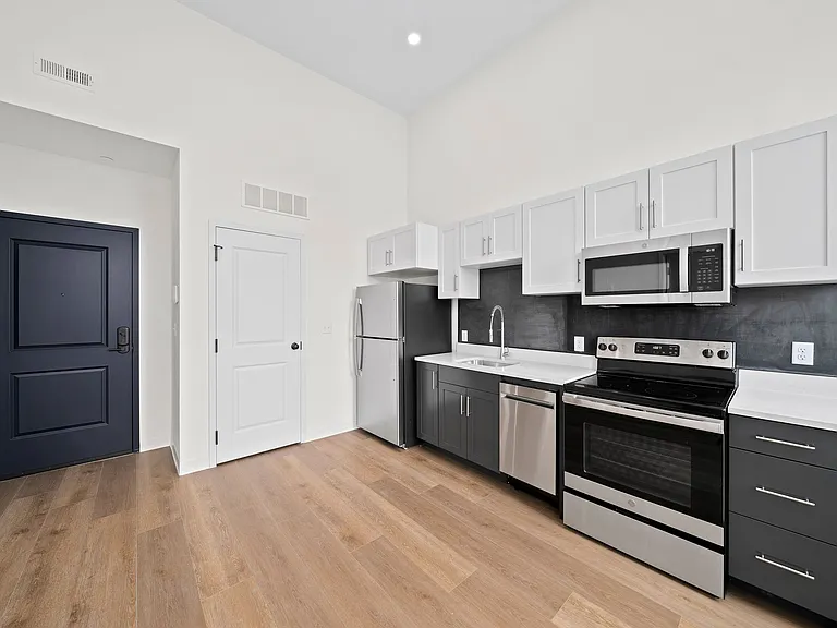 121 North St #204 — Photo 6