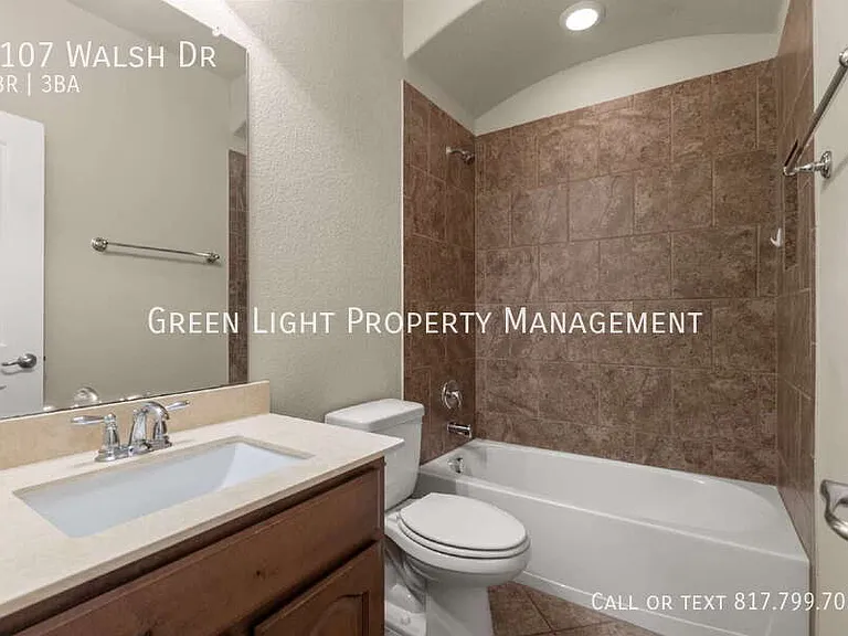 5107 Walsh Dr — Photo 27