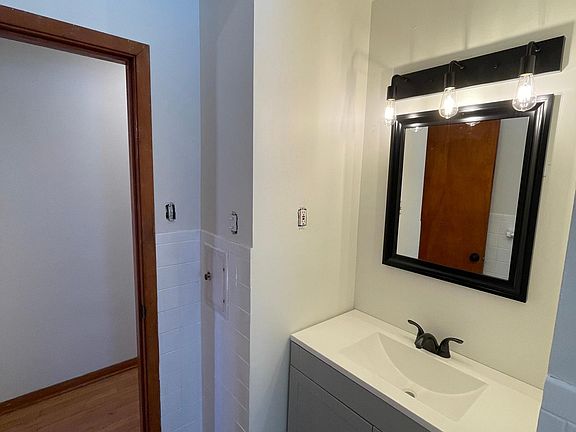 Main Bath