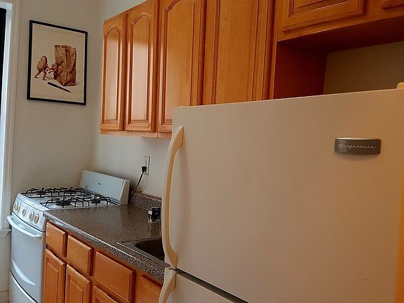 4th image of 666 Ocean Ave APT 3A