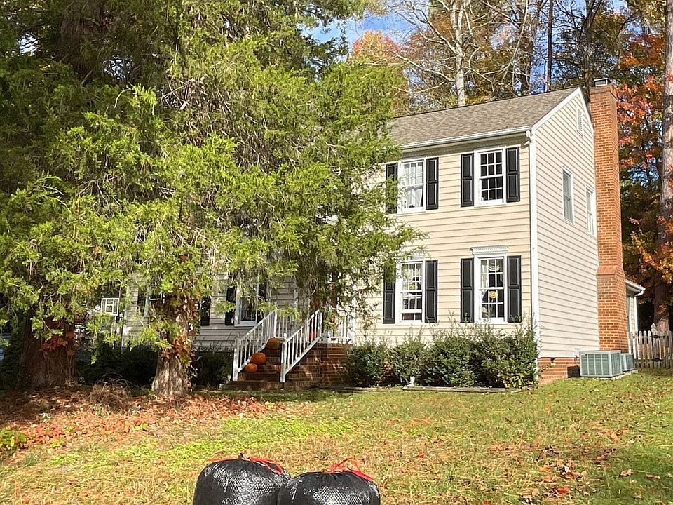 2nd image of 9512 Heather Spring Dr