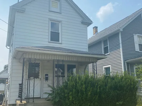 706 N Ward Ave, Girard, OH 44420