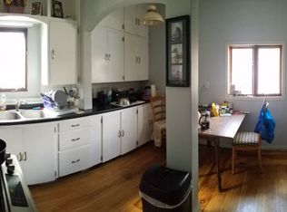 5725 W 8th St #1, Duluth, MN 55807