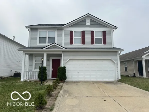 639 Rocky Meadow Dr, Greenwood, IN 46143