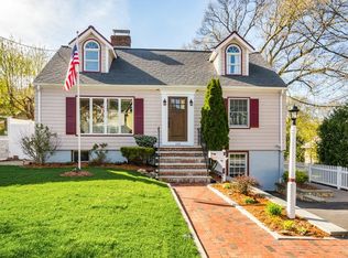 133 Robbins Rd, Arlington, MA 02476