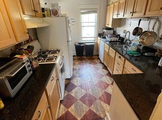 712 W 28th St #2, Minneapolis, MN 55408