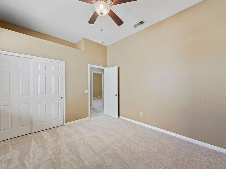 10221 Angel Peak Ct — Photo 27