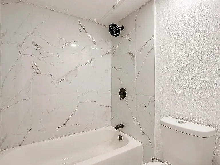 7900 Brookriver Dr #1724 — Photo 9