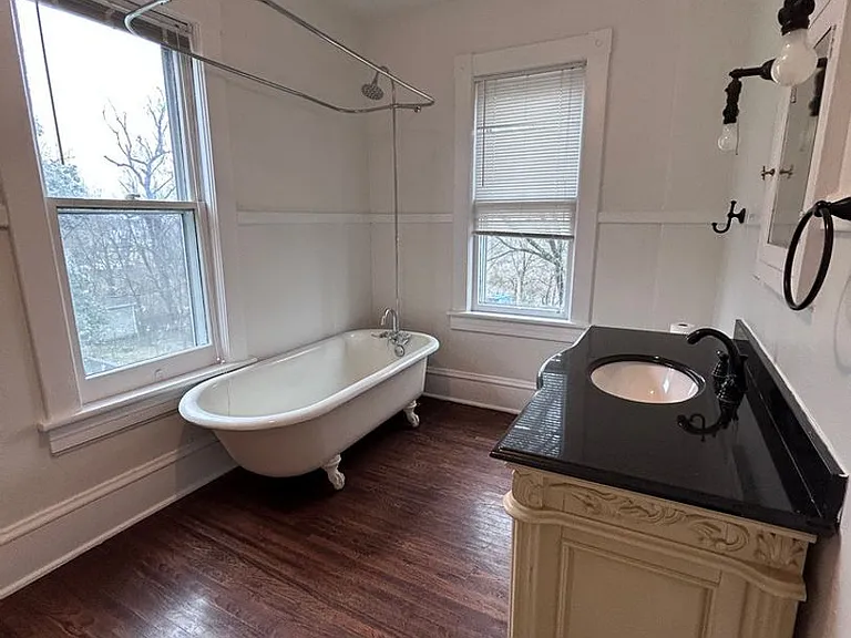 1416 Campbell Ave SW — Photo 30
