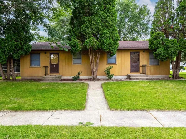 314 & 318 N 6th St, Eldridge, IA 52748