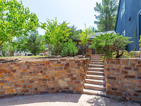5th image of 617 Green Valley Dr