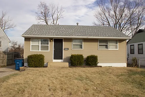 10530 Prestwick Dr Photo 1