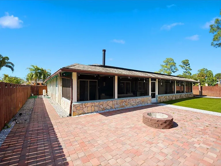 1326 SW Bartell Ave — Photo 50
