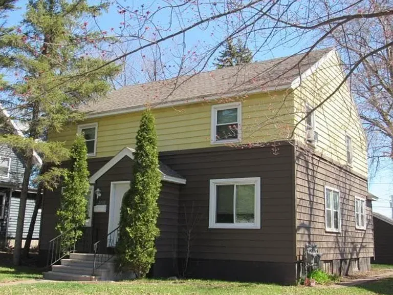 2 bed, 1.0 bath, 938 sqft, $1,275 — Photo 14