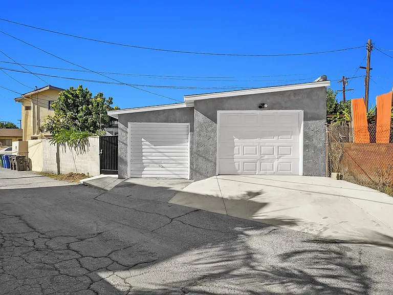 2132 Brawley St — Photo 39