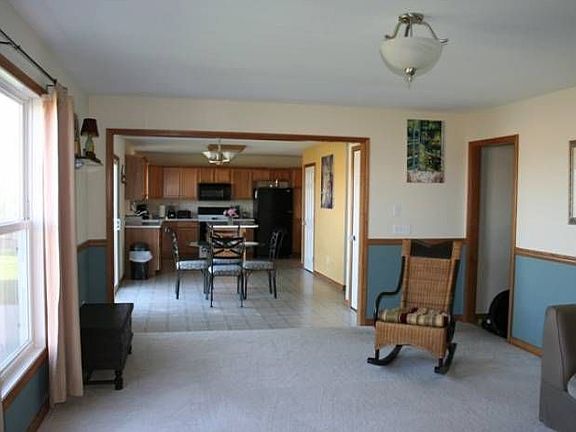 Dinette and kitchen