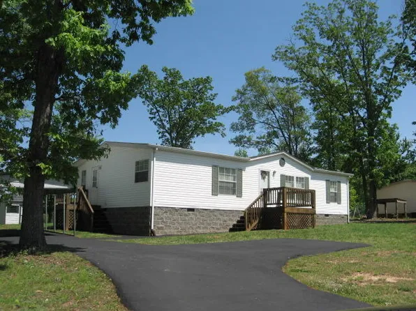 1212 Deepwoods Rd, Hardy, VA 24101