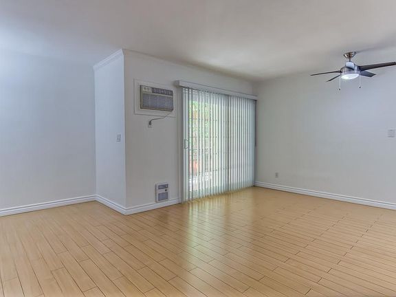 5th image of 1370 Veteran Ave #0B-1Ba
