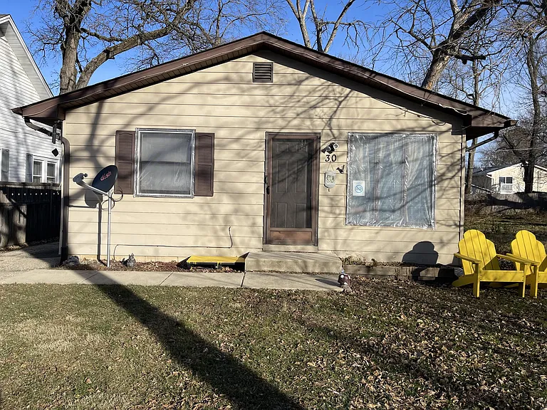 30 Woodland Dr — Photo 2