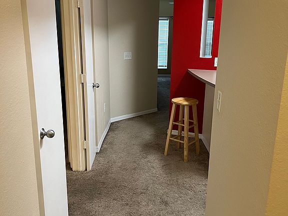 5th image of 410 S Armenia Ave #181