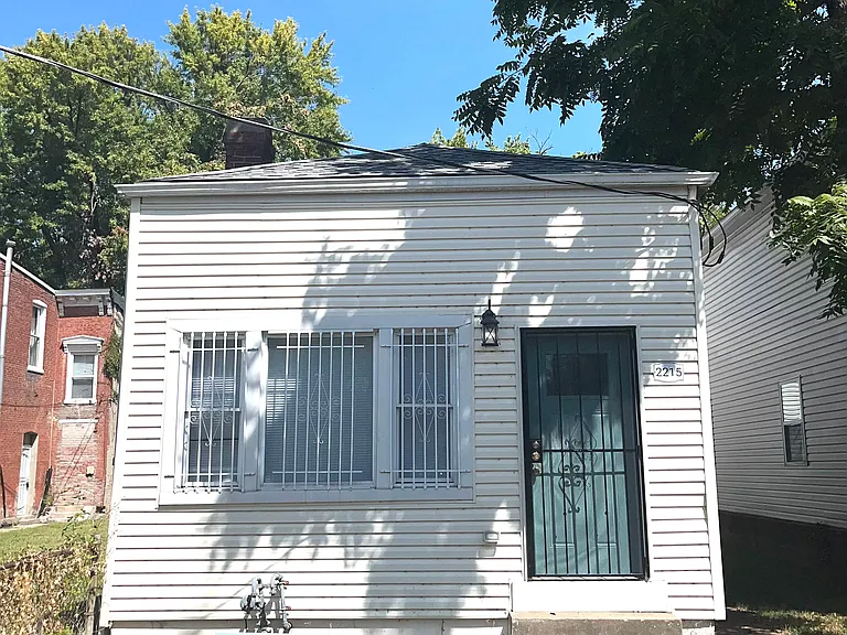 2215 W Market St — Photo 1