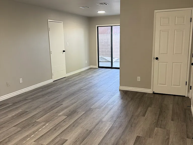 4512 Belle Ter #A — Photo 4