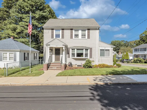 45 Hemlock Rd, West Roxbury, MA 02132