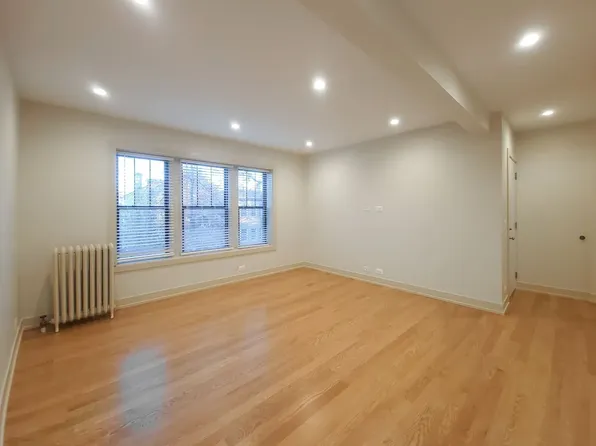 4949 N Oakley Ave #1, Chicago, IL 60625