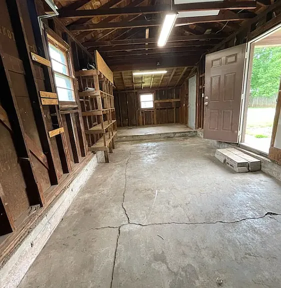 524 Luella Ave — Photo 10