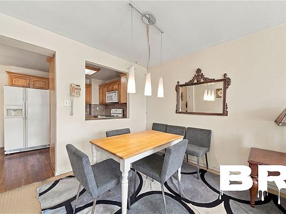 4th image of 1530 E 8th St APT 4P
