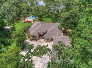 30723 S Holly Oaks Cir, Magnolia, TX 77355