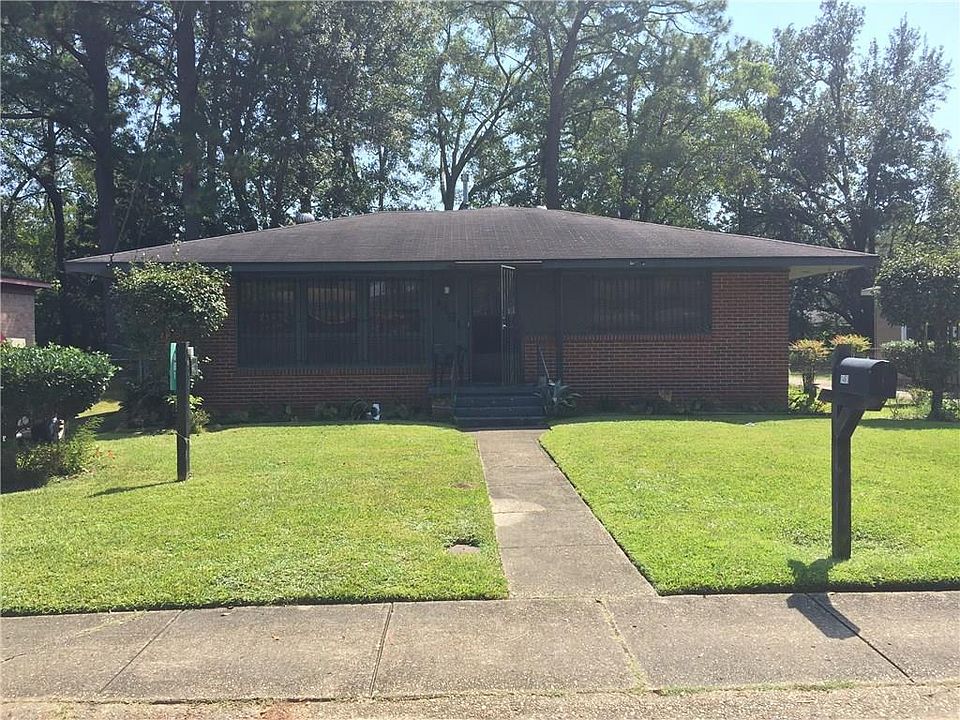 2nd image of 1461 W Barkley Dr