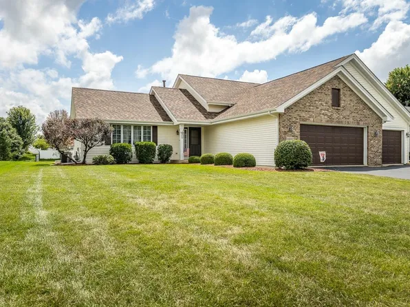 6803 Hartwig Dr, Cherry Valley, IL 61016