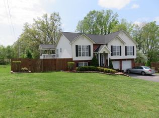 2117 Seminole Dr, Johnson City, TN 37604