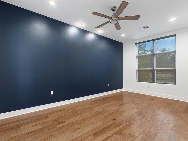3120 Tom Miller St — Photo 32