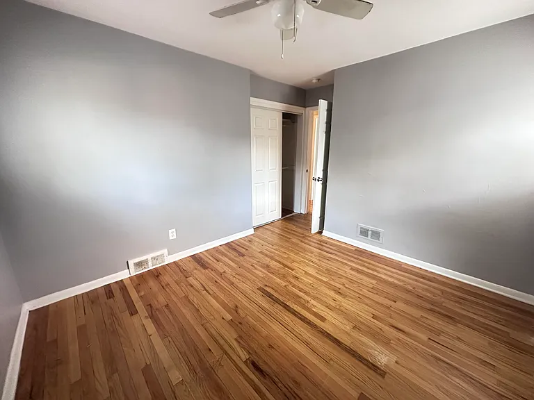 4697 Pelham St — Photo 13