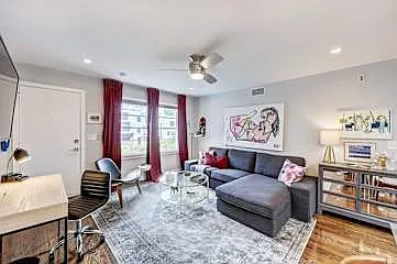 510 Queens Rd — Photo 11