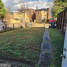 3128 Lyndale Pl SE — Photo 9
