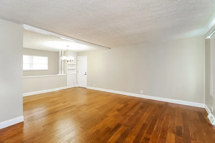 5348 Dee Alva Dr — Photo 2