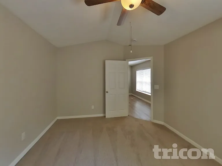 11106 Robin Lake Ct — Photo 7