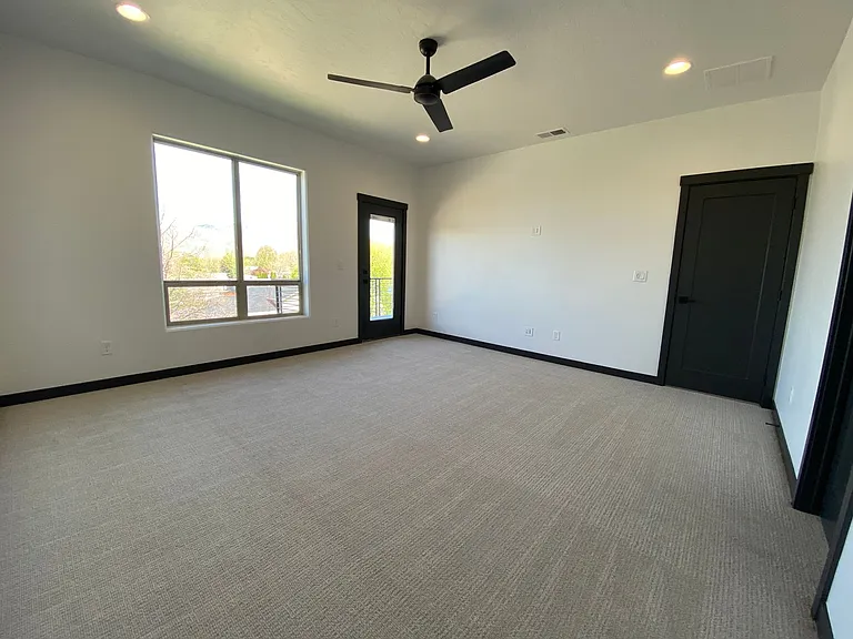 1266 E Echelon Ridge Ln — Photo 46