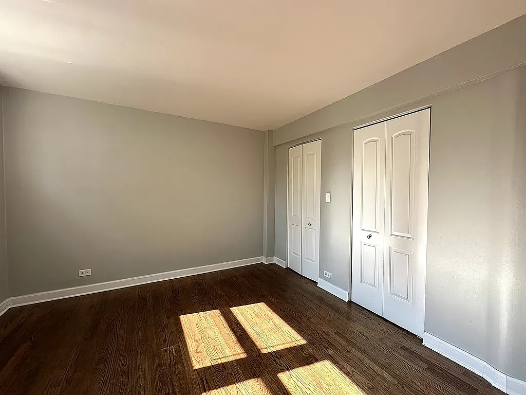 2 bed, 950 sqft, $1,950 — Photo 4