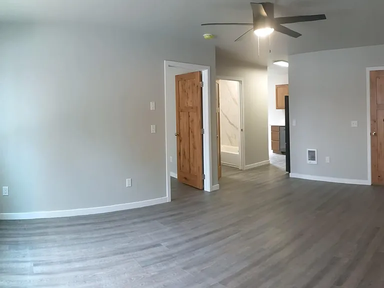 717 N 9th St #3 — Photo 8