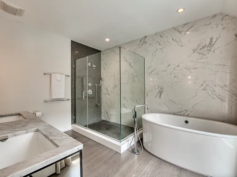 5 Barclay Ct — Photo 10