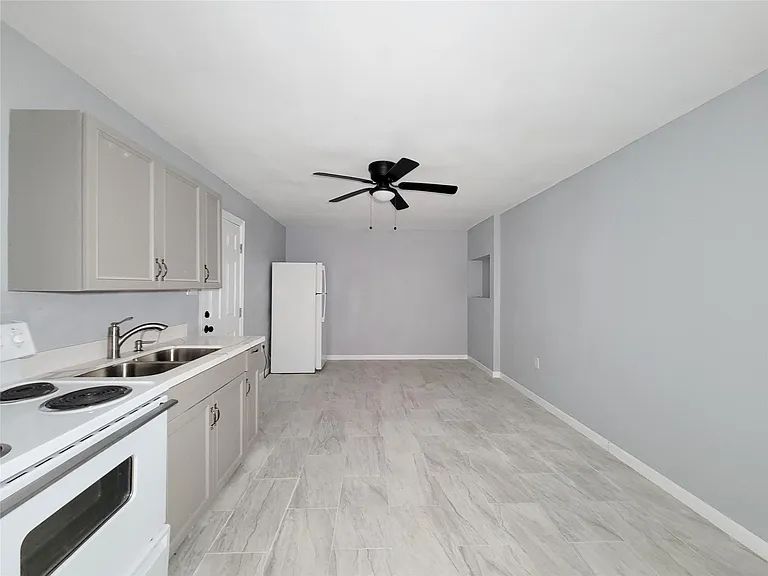 5103 Karu Dr #A — Photo 9